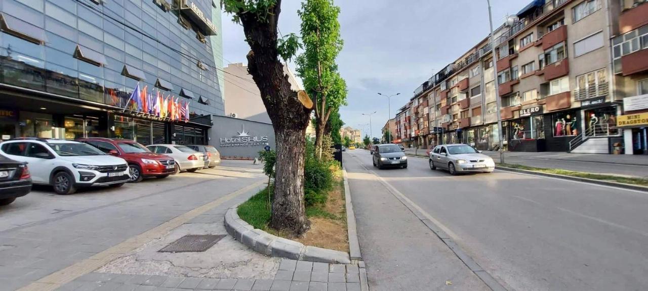 Bright & Lovely Apartment In The City Center Пристина Екстериор снимка